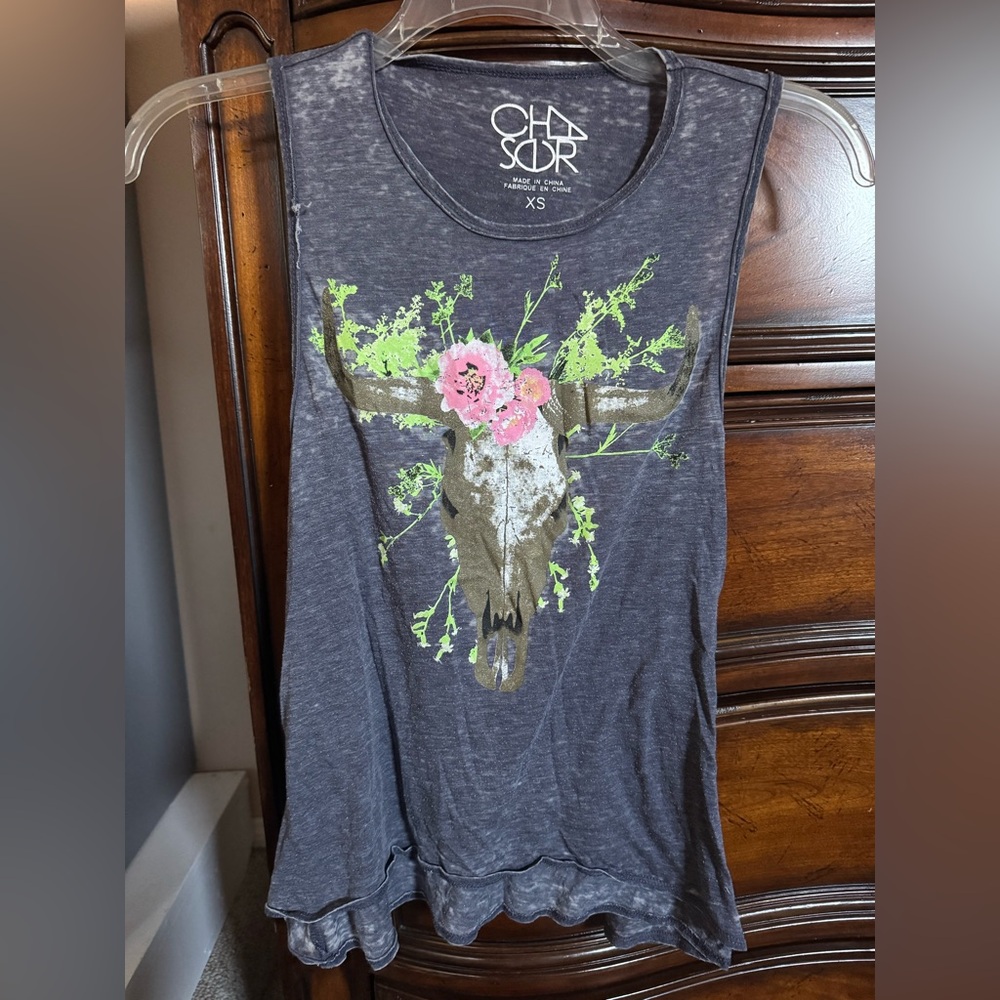 Chaser Charcoal Tank with Floral Bull Skull